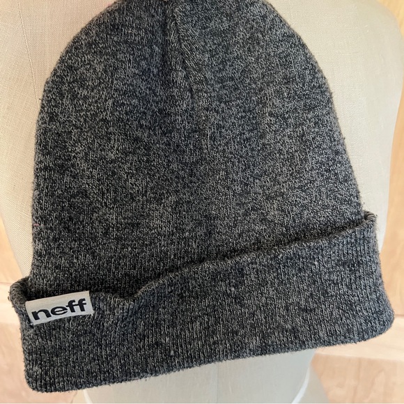 NEFF beanie Gray one size - Picture 1 of 4